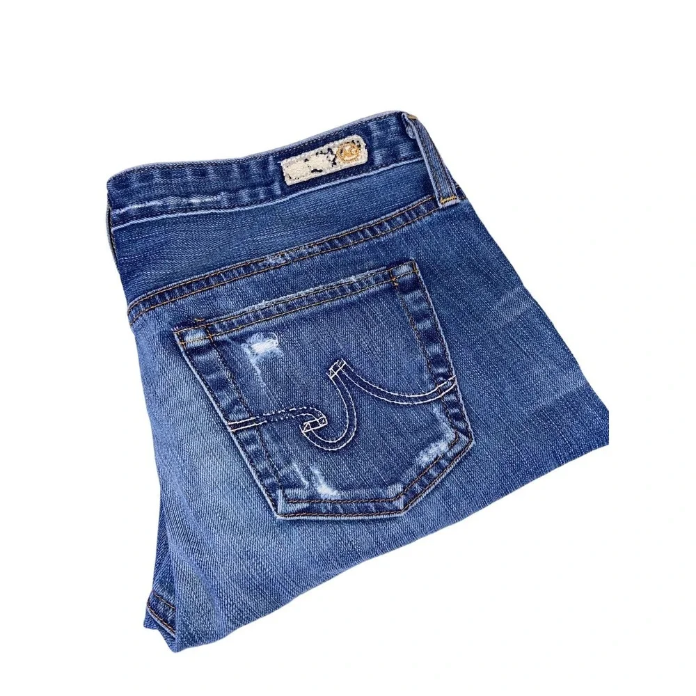 AG Adriano Goldschmied Woman's‎ Medium Wash Distressed Capri Raw Hem Size 29R